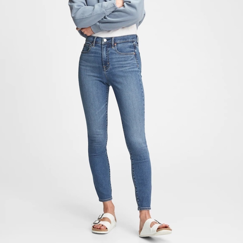 Gap True Skinny Jean Mid-Rise Size 27 Short Medium Indigo Wash